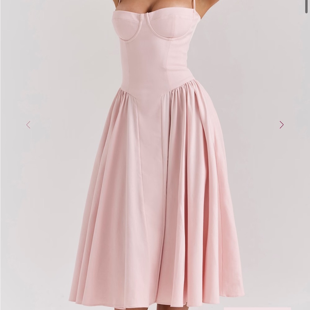 NWT HOUSE OF CB SAMARIA MIDI DRESS IN PINK SALT M